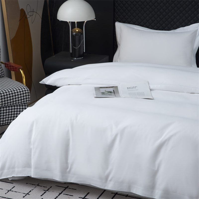 Komplet posteljine od tkanine od 100% poliestera 135gsm za Economy hotel Komplet posteljine od tkanine od 100% poliestera 135gsm za Economy hotel