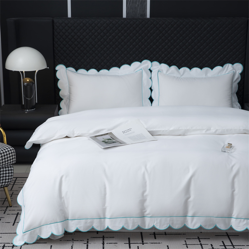 Novi set posteljine od pamučnog satena s vezom 400TC Novi set posteljine od pamučnog satena s vezom 400TC