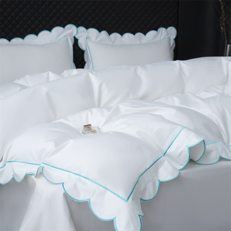 Novi set posteljine od pamučnog satena s vezom 400TC Novi set posteljine od pamučnog satena s vezom 400TC