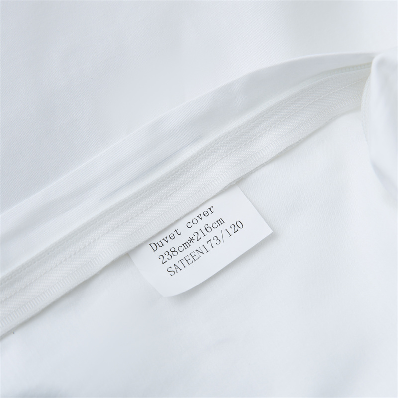 Novi set posteljine od pamučnog satena s vezom 400TC Novi set posteljine od pamučnog satena s vezom 400TC