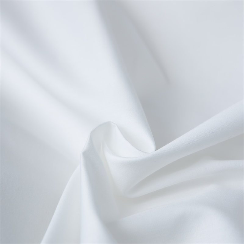 Novi set posteljine od pamučnog satena s vezom 400TC Novi set posteljine od pamučnog satena s vezom 400TC