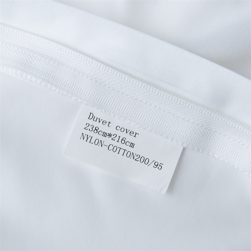 Izuzetan set posteljine od pamučnog satena 350TC dizajna s vezom Izuzetan set posteljine od pamučnog satena 350TC dizajna s vezom