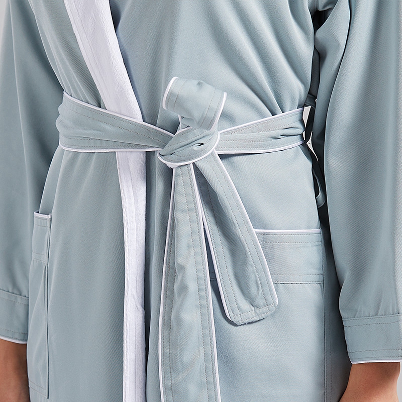 Dvoslojni hotelski ogrtač za kupanje s pet zvjezdica za odrasle Dvoslojni hotelski ogrtač za kupanje s pet zvjezdica za odrasle